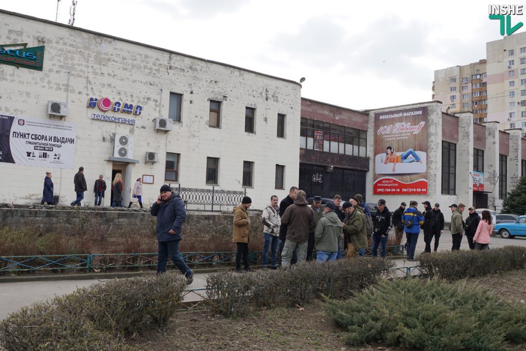 ОБНОВЛЕНО. В Николаеве полиция не пустила активистов-патриотов на встречу с Вилкулом 8