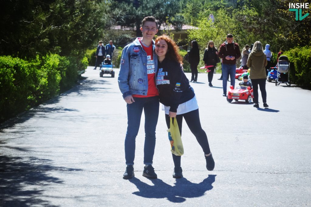 «Место должно стать магнитом, а не отпугивать людей»: юные волонтеры со всей Украины помогли облагородить парк Лески 21