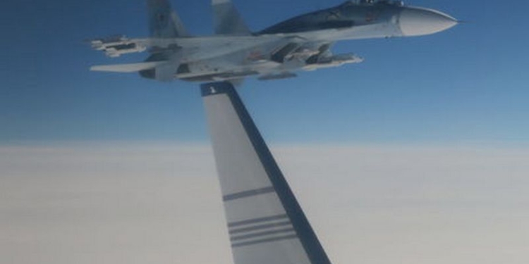 Британские истребители трижды в течение недели поднимались на перехват российских бомбардировщиков вблизи воздушного пространства Британии