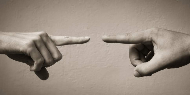 У маленькой жительницы Бразилии будет два папы: суд постановил указать отцами братьев-близнецов и назначил им обоим алименты