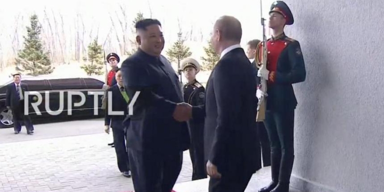 Путин и Ким Чен Ын встретились на острове Русский