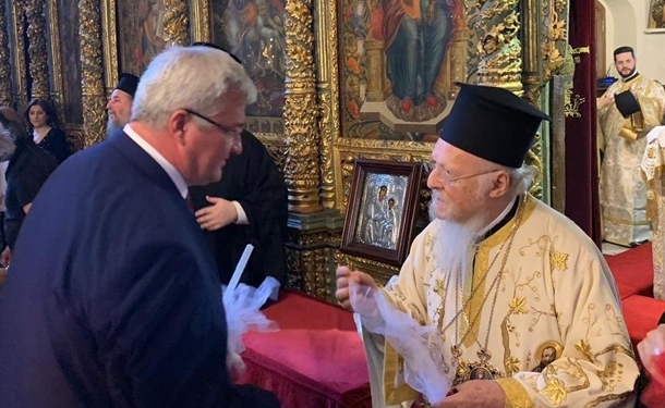 «Все буде Україна!»: впервые на Фанаре послание Патриарха провозглашалось и на украинском языке