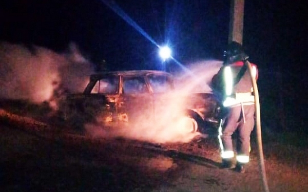 На Николаевщине потушили автомобиль, загоревшийся в результате ДТП