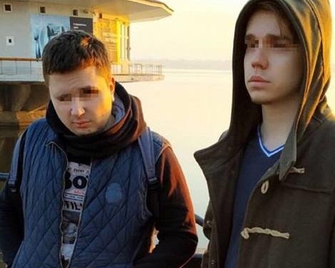 В Днепре задержали двух парней, которые избили и сбросили мужчину с моста ради видео