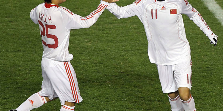 Натурализованным футболистам в Китае придется выучить историю Компартии и пройти патриотические курсы