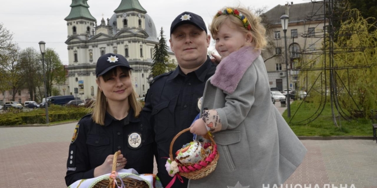 В Пасхальных литургиях приняли участие 7 млн украинцев