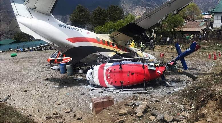 Вблизи Эвереста самолет врезался в вертолет: погибли 3 человека 1