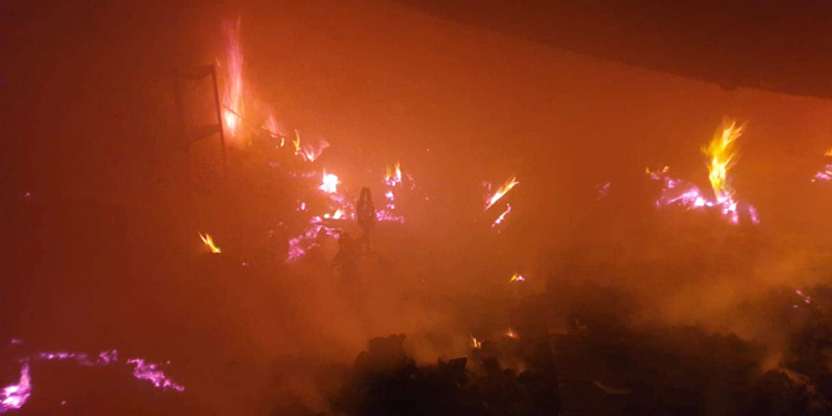 На Николаевщине у фермера в гараже сгорели автомобиль, три мотоцикла, три велосипеда и вещи домашнего обихода