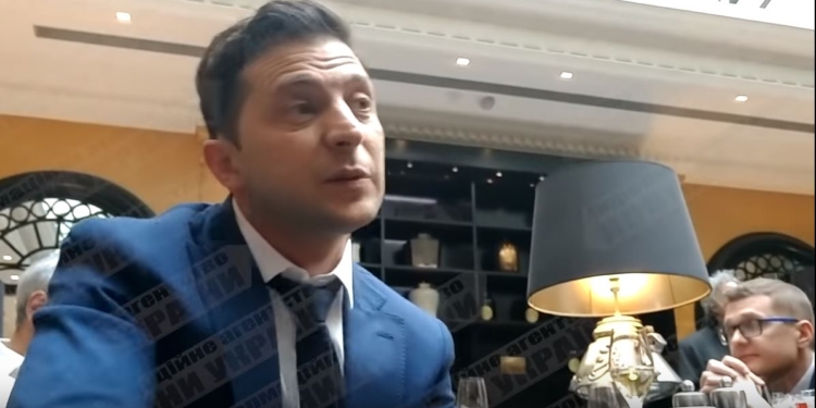 Зеленский – журналистам: Мне предлагали вызвать полицию, чтобы вас вышвырнули из отеля, но я этого не сделал