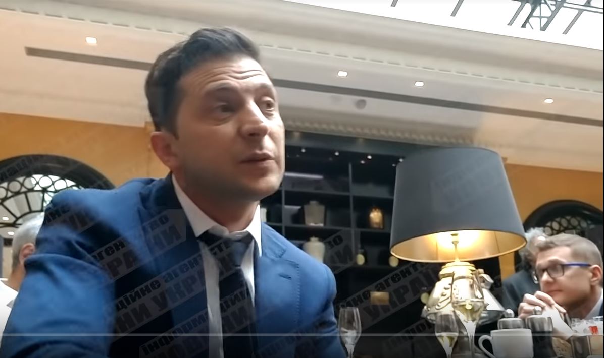 Зеленский – журналистам: Мне предлагали вызвать полицию, чтобы вас вышвырнули из отеля, но я этого не сделал