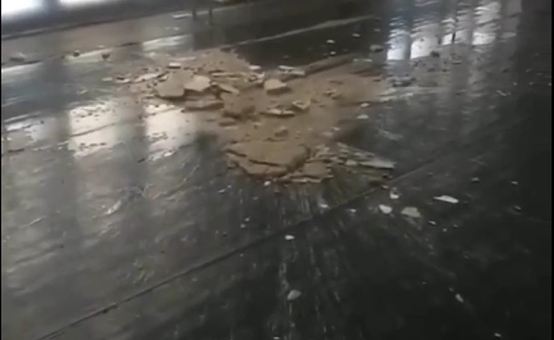 В театре Харькова на детей рухнула штукатурка