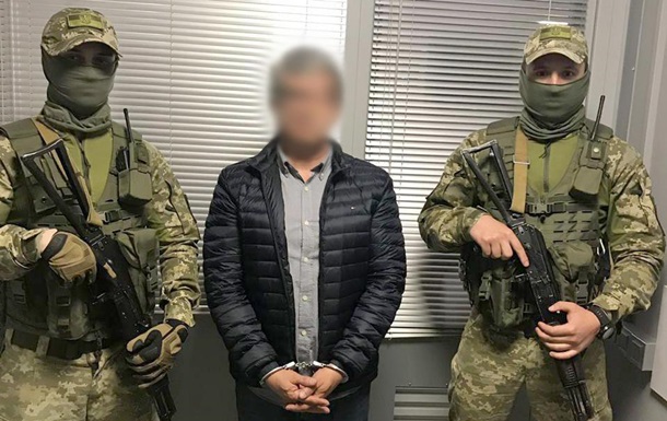 В аэропорту Одессы задержали международного наркоторговца 1