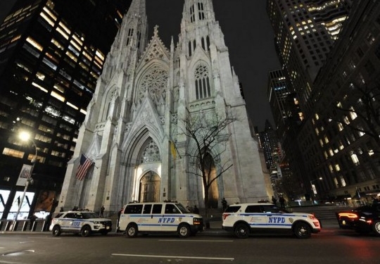 В Нью-Йорке предотвратили поджог собора Святого Патрика. Поджигатель задержан