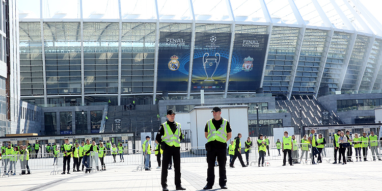 Дебаты Порошенко и Зеленского: МВД обещает порядок на “Олимпийском”