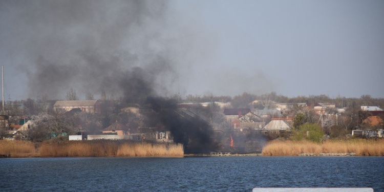 В Николаеве неизвестные снова подожгли камыш – на этот раз в Ингульском районе
