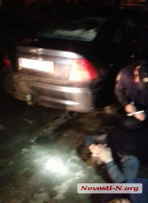 В Николаеве полиция устроила погоню, чтобы задержать пьяных морпехов 3