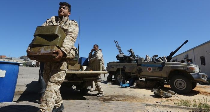 Наступление на Триполи: Евросоюз эвакуировал своих сотрудников из Ливии