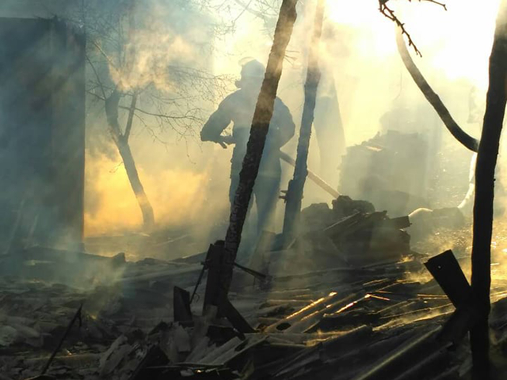 На Николаевщине за сутки погасили 6 пожаров в частном секторе 5