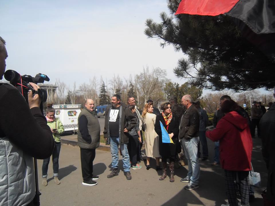 Жители Николаева отметили 5-ю годовщину разгона лагеря "антимайдана" 3