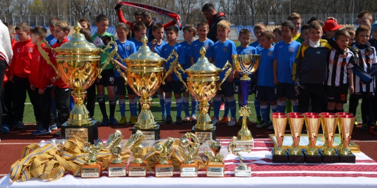 В Николаеве завершился первый международный детский турнир по футболу Gold Cup Zeus