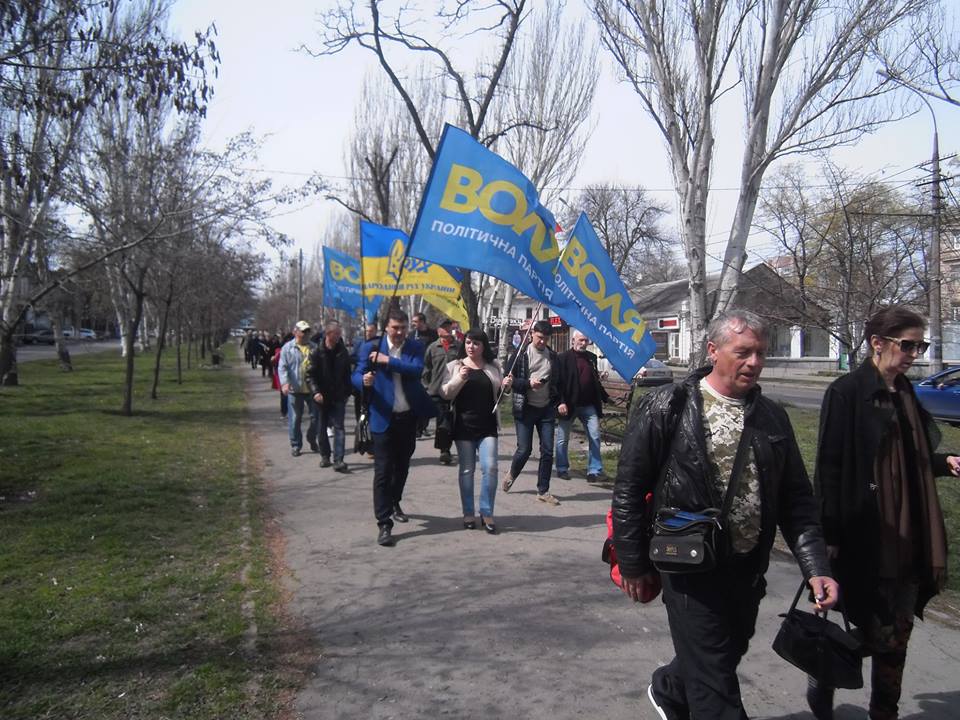Жители Николаева отметили 5-ю годовщину разгона лагеря "антимайдана" 11