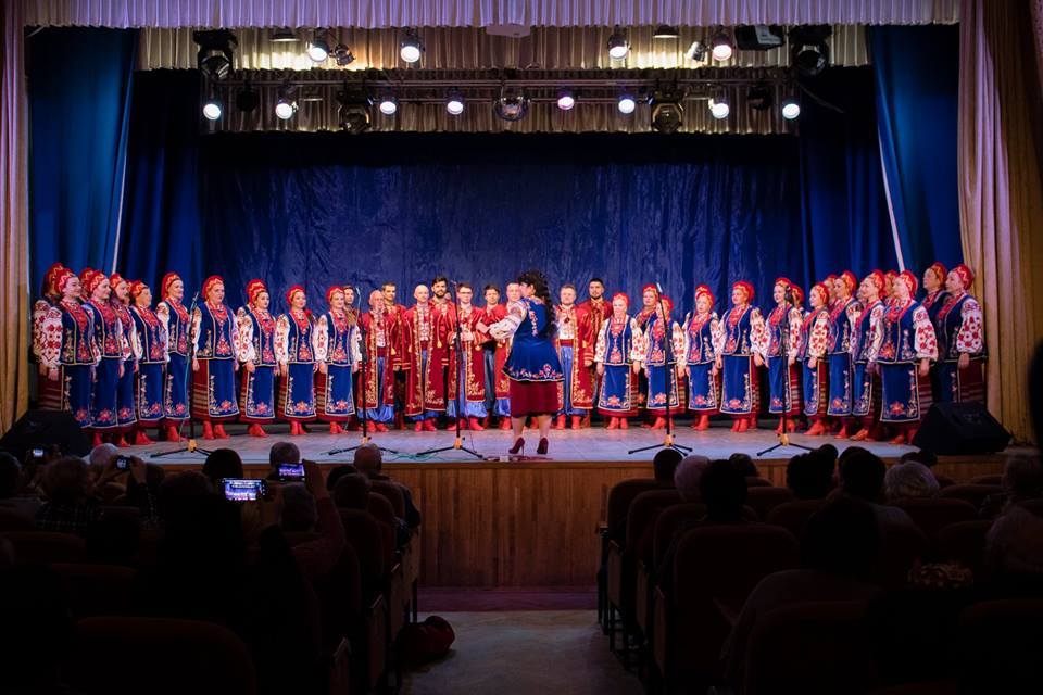 В Николаеве конкурс «Материнская песня» собрал более 50 исполнителей 11