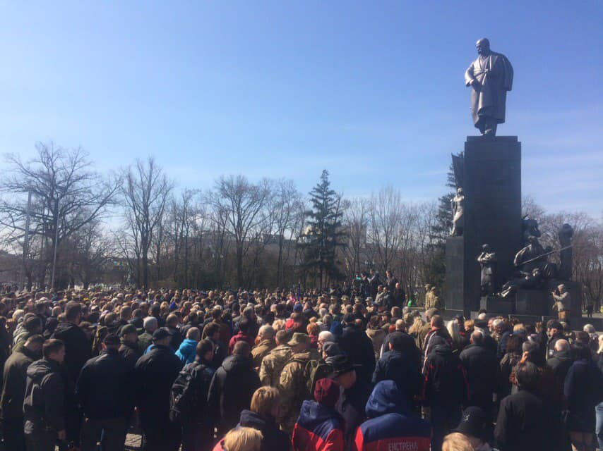 В Харькове простились с волонтером Яной Червоной, погибшей на Донбассе 8