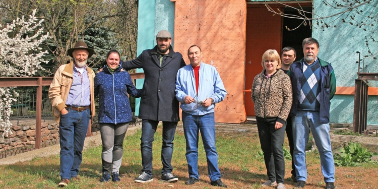 «Только положительные отзывы»: гости из Нидерландов остались довольны условиями в Николаевском зоопарке и готовы передать слонов