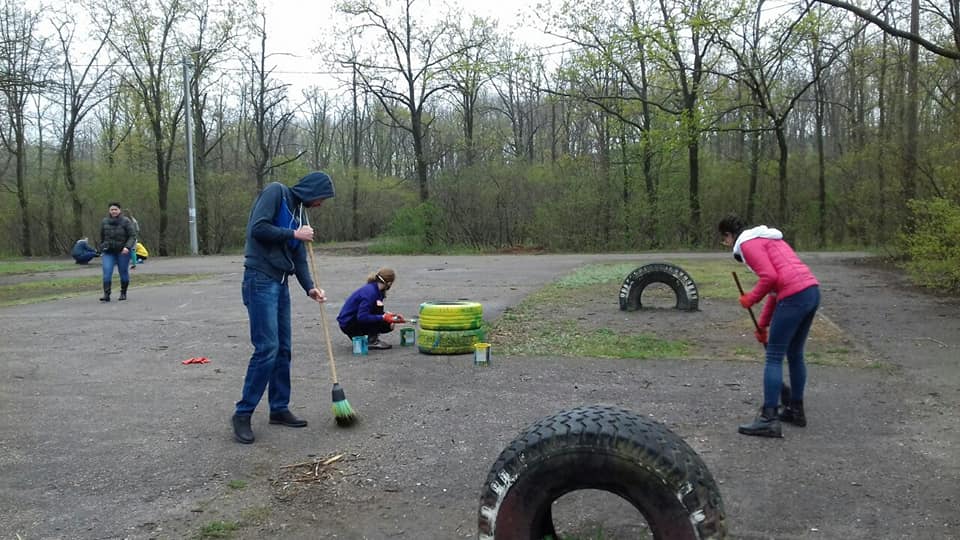 Николаевцы навели чистоту в парке «Дубки» 5