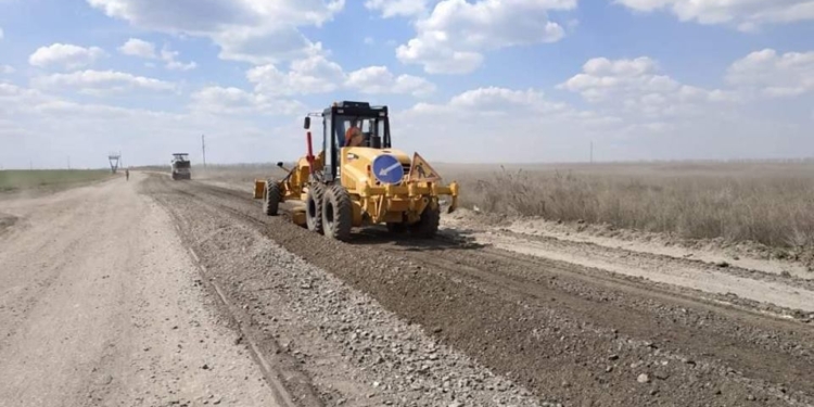 Дорожники ведут подготовительные работы перед капитальным ремонтом автодороги Кропивницкий – Николаев