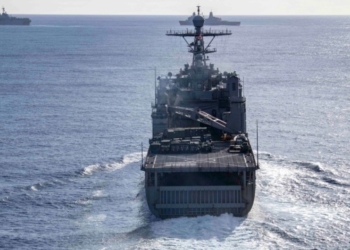 В Одессу прибыл фрегат НАТО “Торонто”, ожидают “Санта Марию”