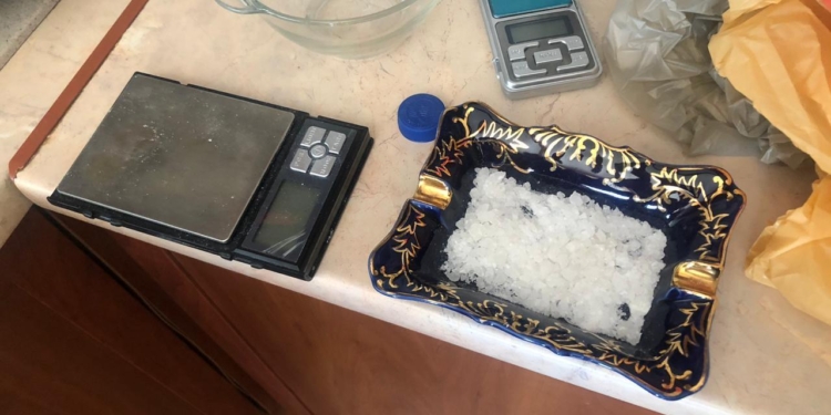 Николаевские правоохранители задержали наркодельцов, которые наладили канал сбыта метадона в Николаеве и Одессе