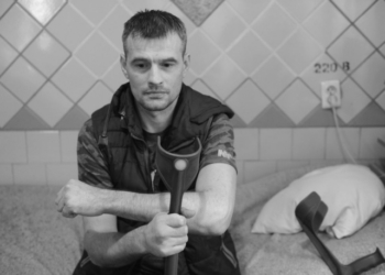 Российский лейтенант, осужденный за войну Донбасс: «Меня же здесь нет»