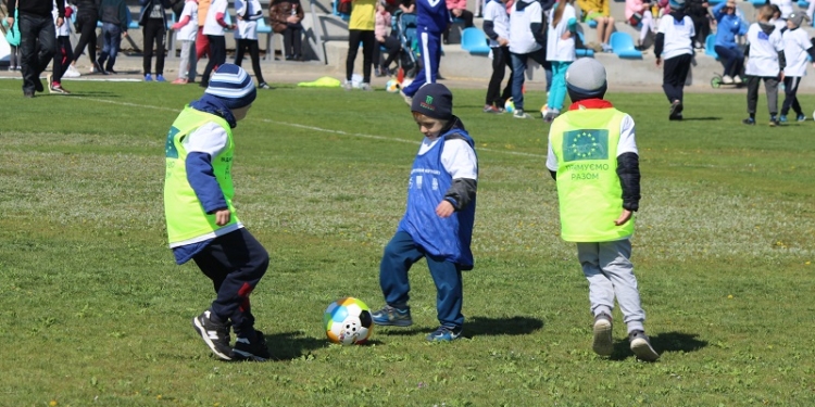 ФФУ провела в Березанке детский фестиваль «Открытые уроки футбола»