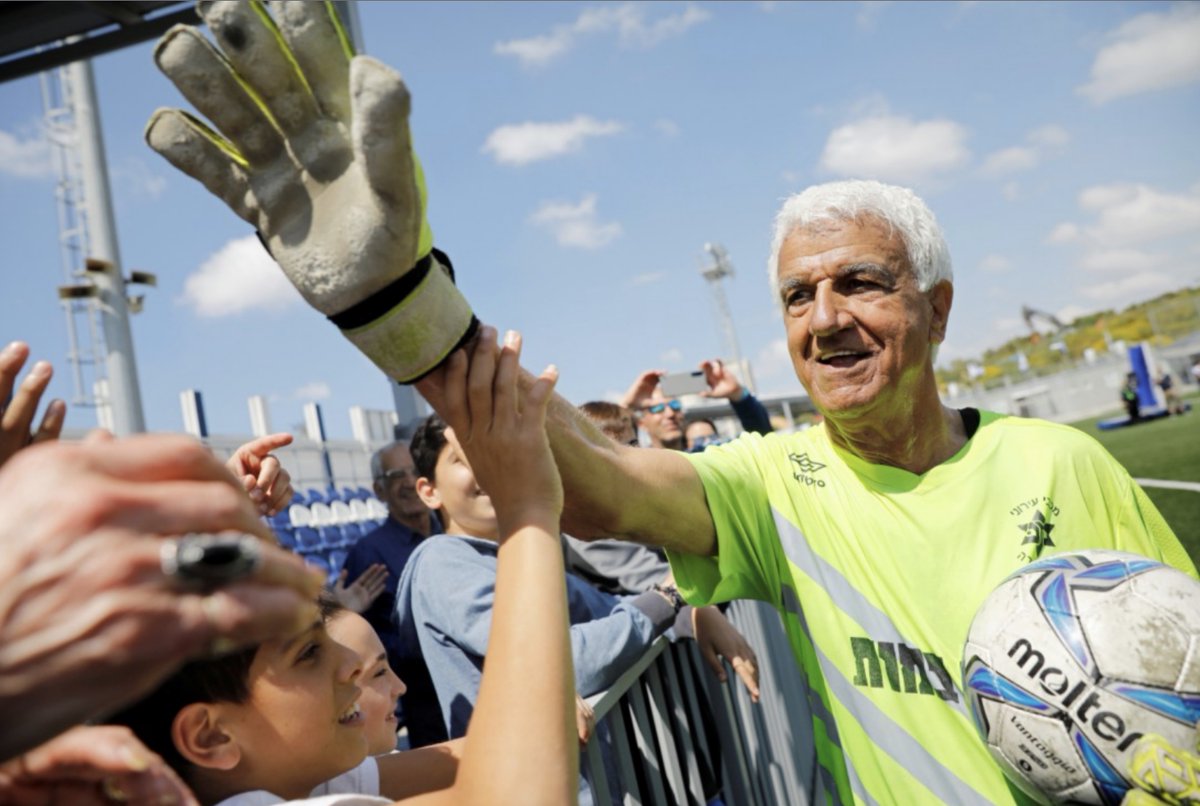 73-летний израильский вратарь вошел в Книгу Гиннесса