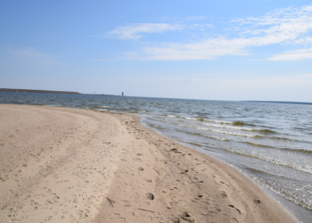 На Николаевщине водолазы нашли затонувшую яхту, хозяин которой погиб