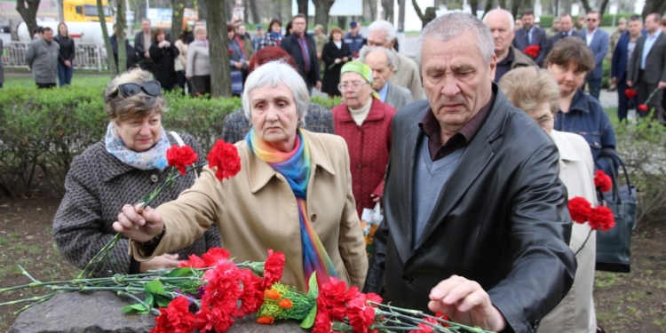 Николаевцы отметили Международный день освобождения узников нацистских концлагерей