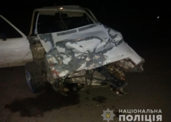 В Вознесенском районе пьяный водитель врезался в грузовик. Погиб 20-летний пассажир