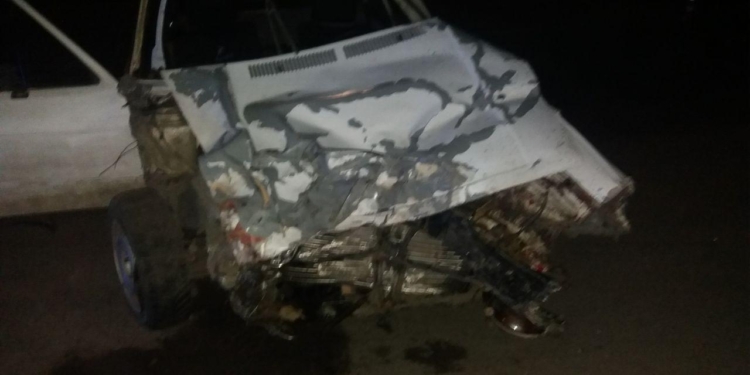 В Вознесенском районе пьяный водитель врезался в грузовик. Погиб 20-летний пассажир