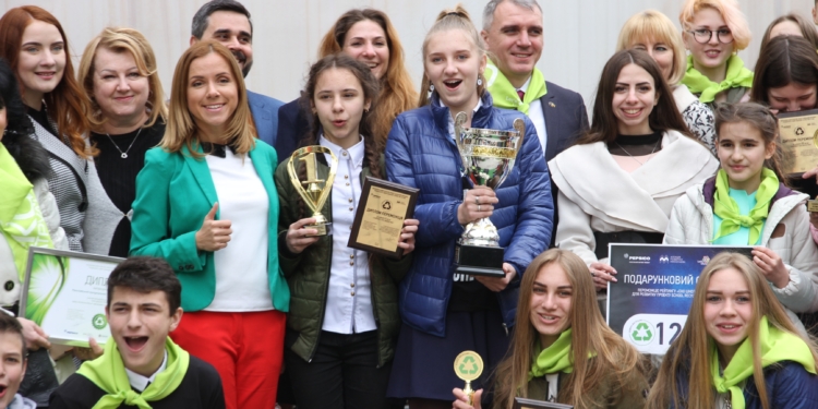 Николаевская школа №32 победила в конкурсе “Еврошкола-2019” и получила 12 тыс.грн.