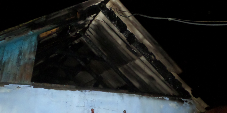 В Николаевской области снова горели хозпостройки