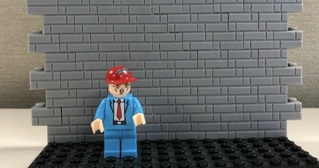 В Китае конфисковали фальшивых конструкторов Lego на €26 млн 1