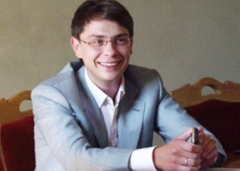Экс-нардепа Крючкова экстрадировали в Украину и сразу задержали в “Борисполе”