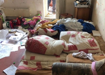 В Киеве трехлетняя девочка выжила после падения с шестого этажа