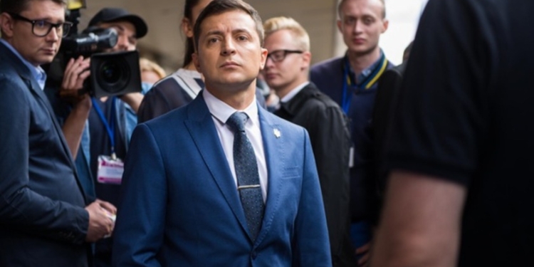 Названы семь серых кардиналов Зеленского, которые не попали в публичный список