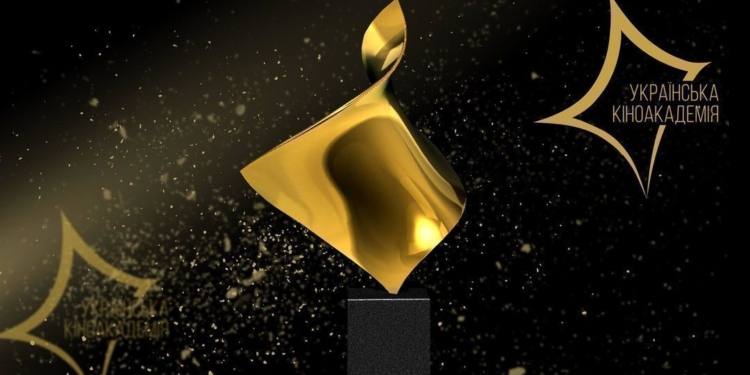 “Золотая Дзига” вручила награды лучшим фильмам и кинематографистам