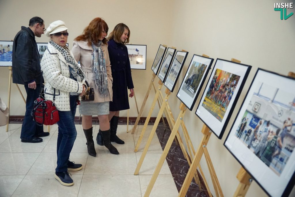 Почувствовать эмоции. В Николаеве открыли фотовыставку «Выбери спорт для себя» 30