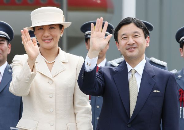 В Японии началась интронизация нового императора Нарухито 1