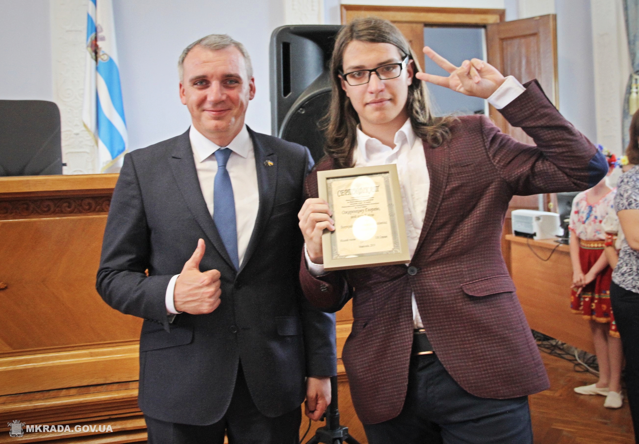 В Николаеве отметили лучших студентов города. Мэр обещает увеличить размер стипендии (ФОТО)