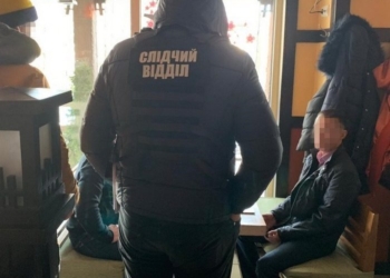 В Николаеве вьетнамец, предлагавший сотруднику СБУ взятку в 500 долларов, отделался штрафом. Причем меньшим, чем взятка